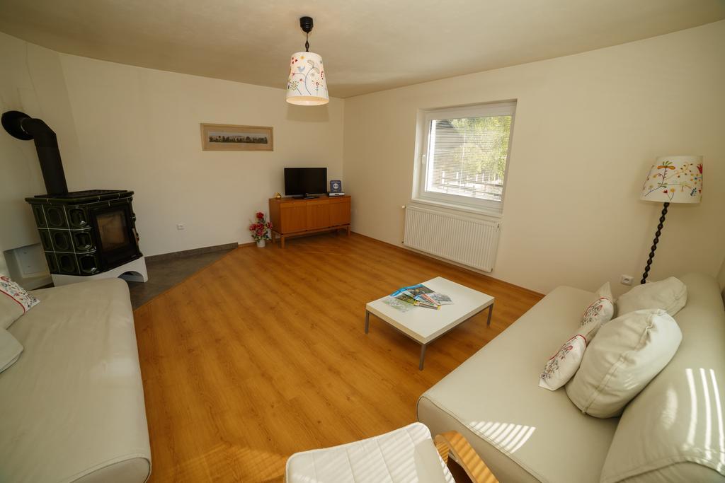 Apartmanovy Dom River Blatnica Extérieur photo